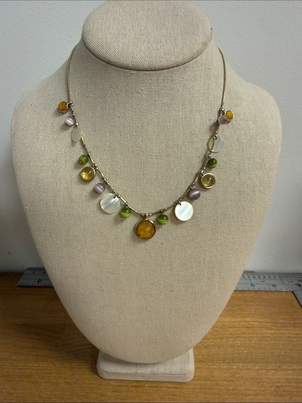 Gold tone vintage retro 70s multi beaded charm pendant necklace